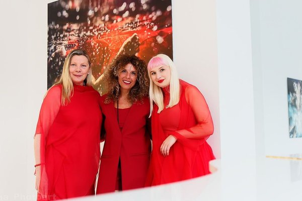3 women, 3 artists, one exhibition